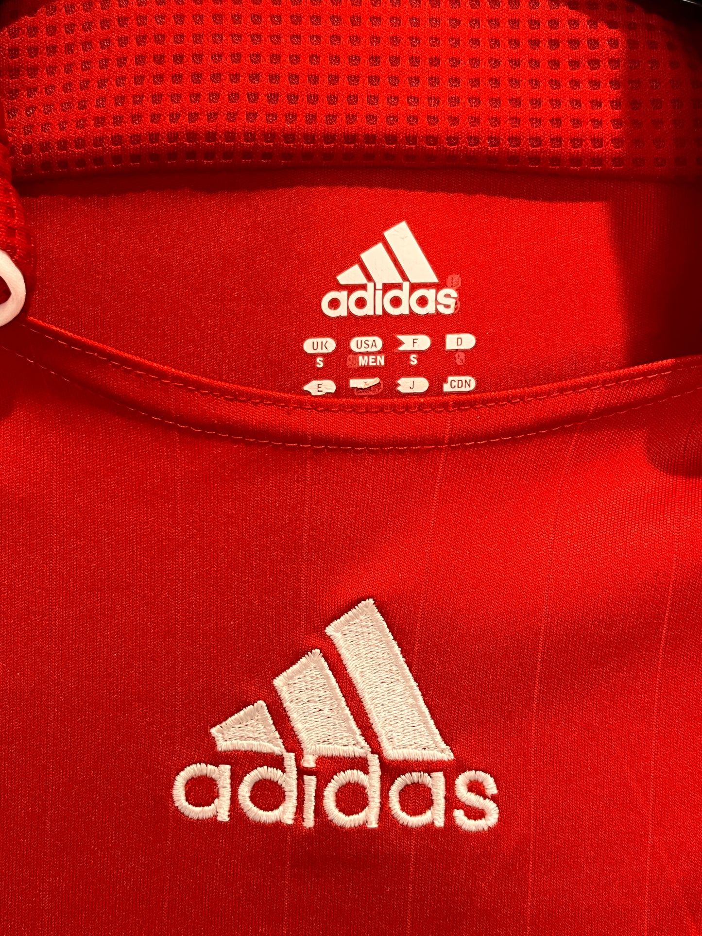 Liverpool 2006-08 Home - S