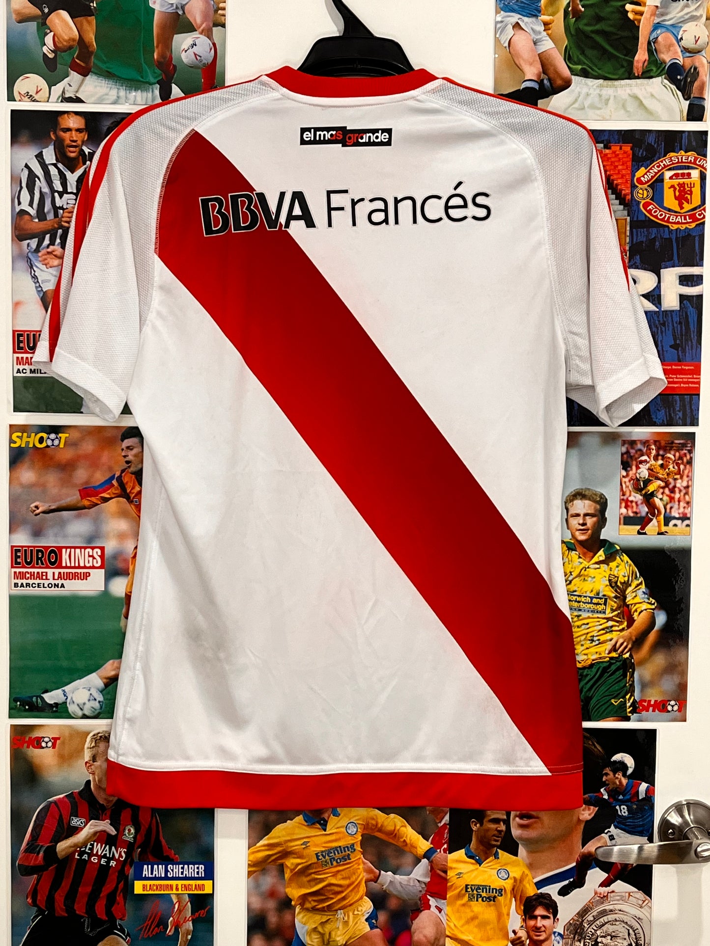 River Place 2016-17 - M - BS4088