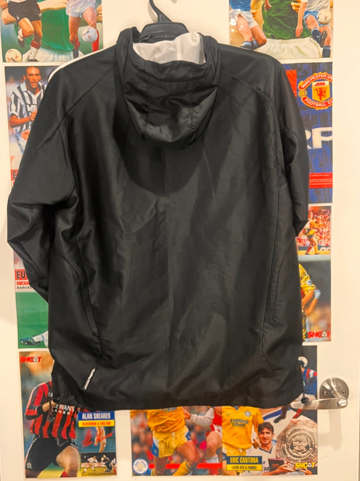 Sydney FC 2011-12 Weatherproof jacket - M - V16501