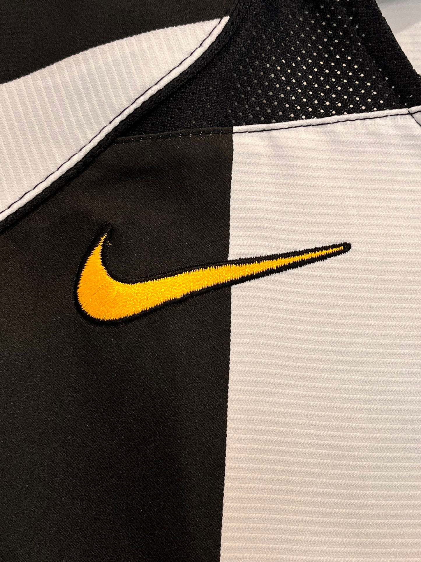 Juventus 2004-05 Home- S - 118752