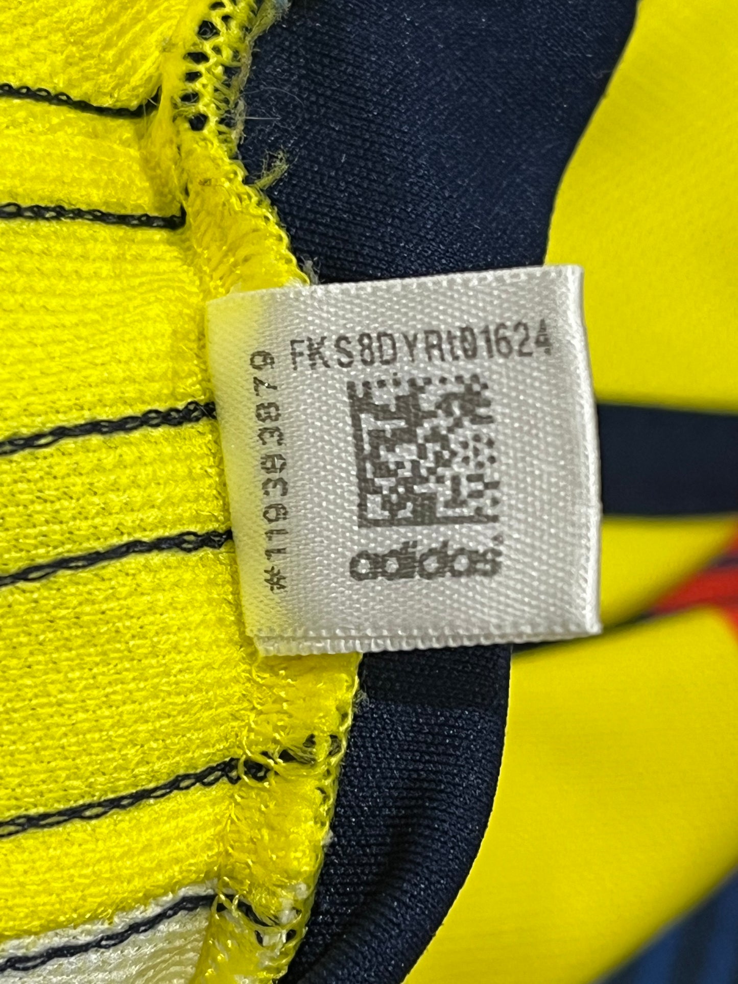 Colombia 2018-19 Home - XL - CW1526
