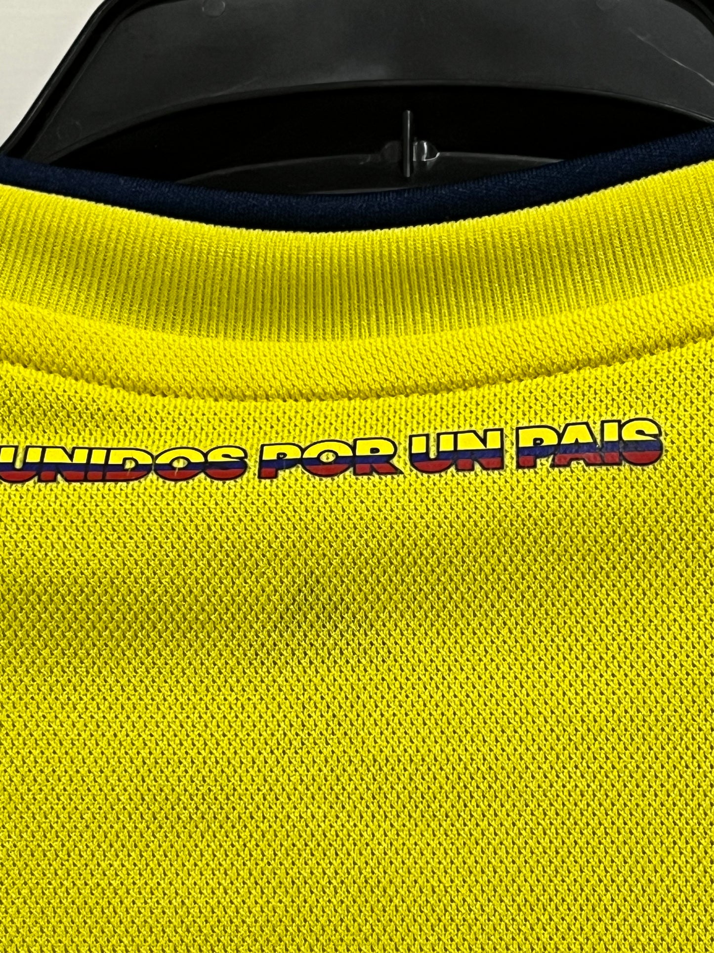 Colombia 2018-19 Home - XL - CW1526