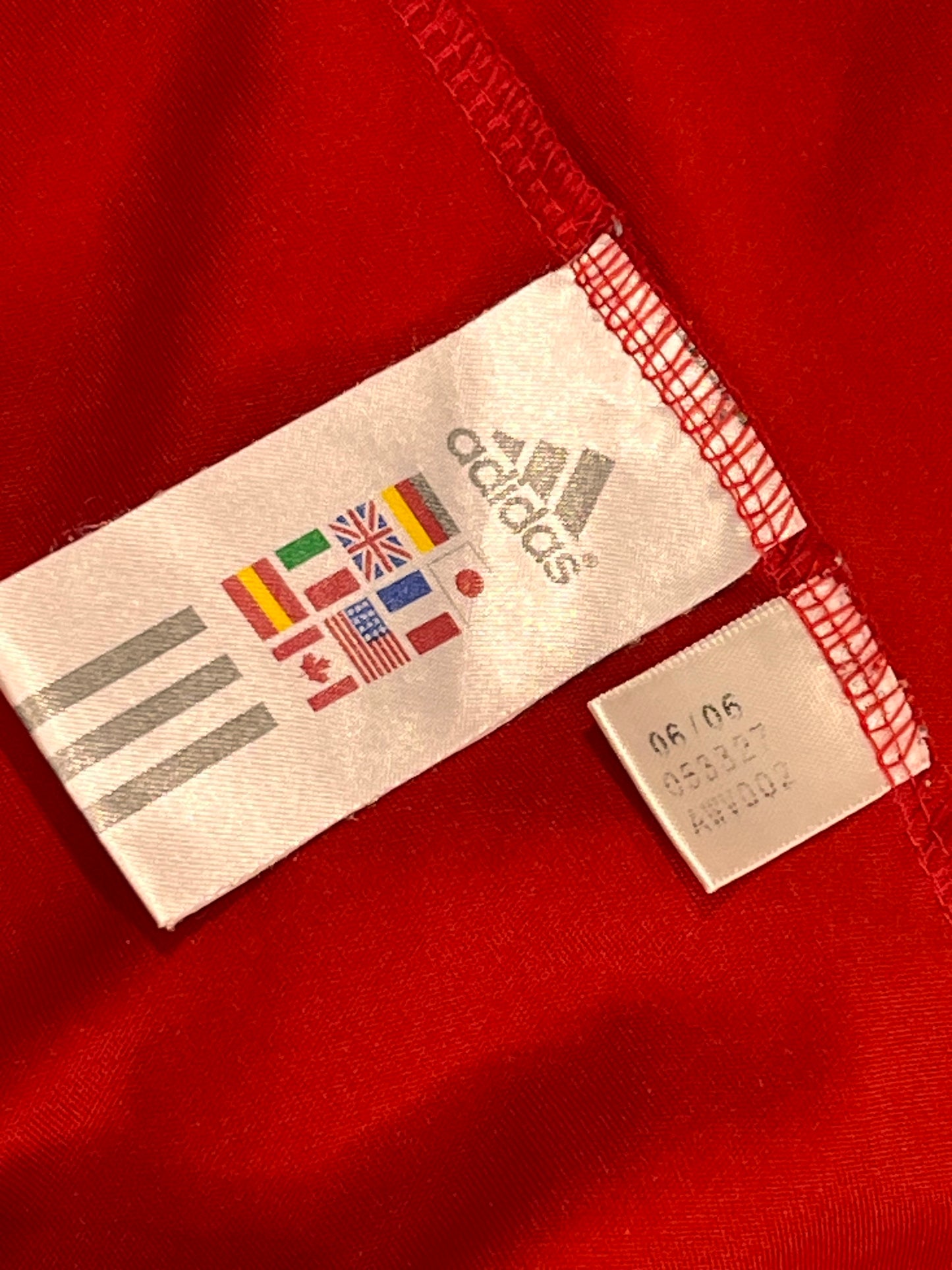 Liverpool 2006-08 Home - M - 053327