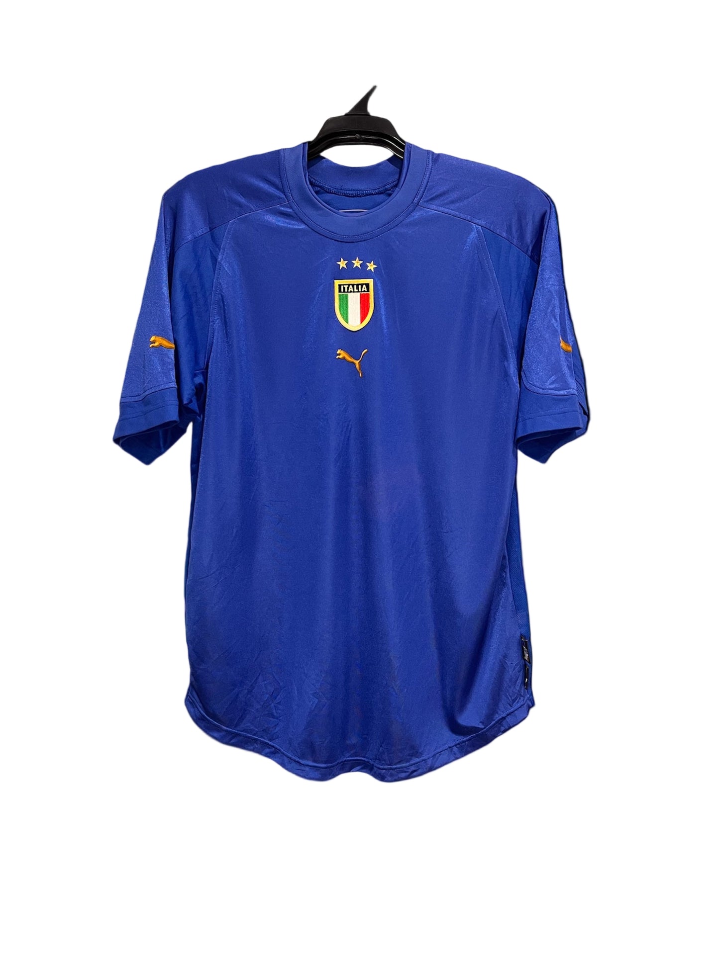 Italy 2004-04 Home - L - 731225