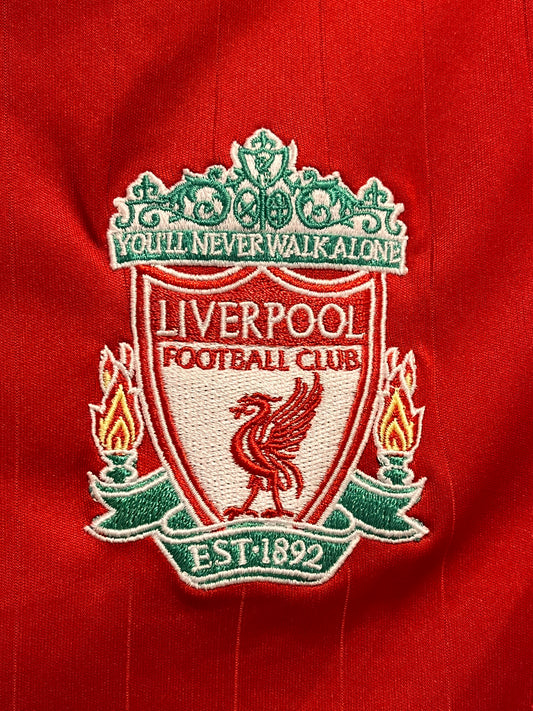 Liverpool 2006-08 Home - M - 053327