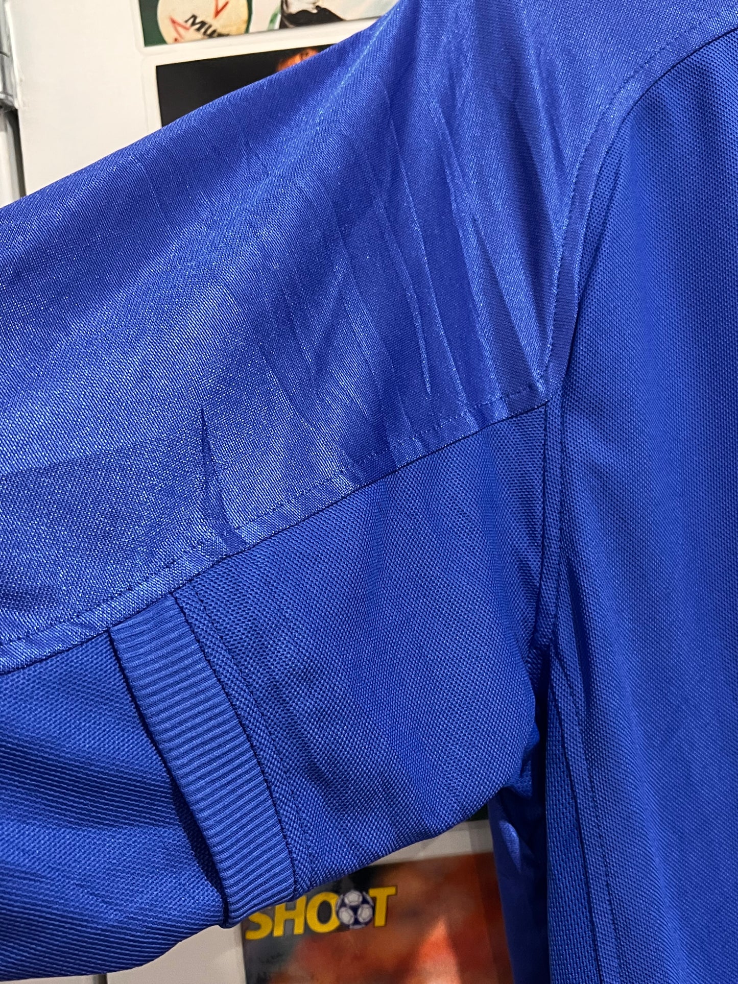 Italy 2004-04 Home - L - 731225