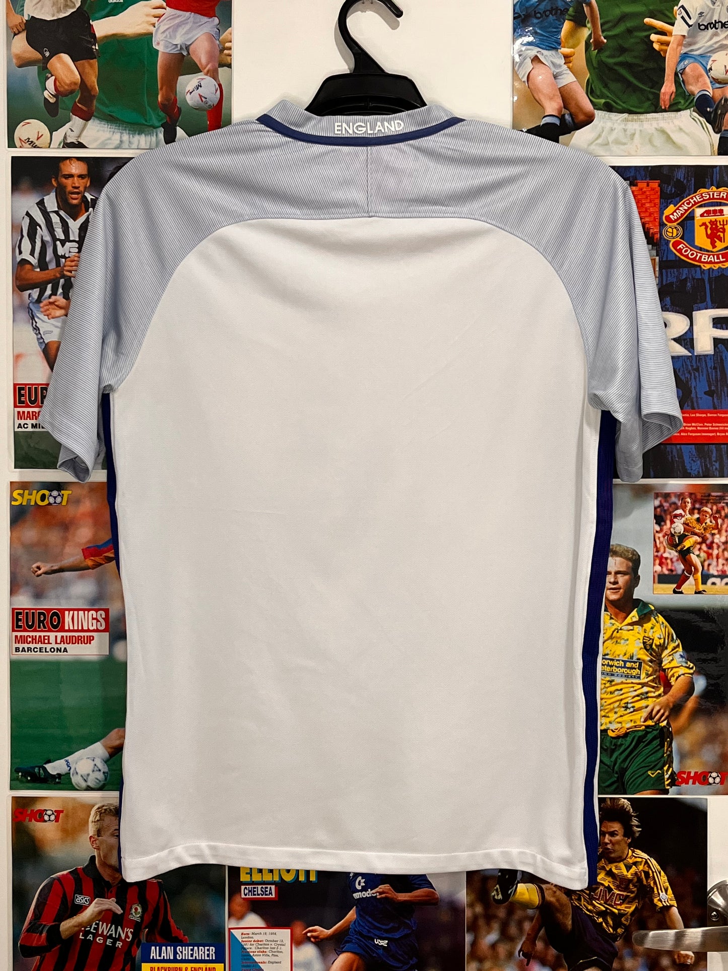 England 2016-17 Home - M - 724610-100