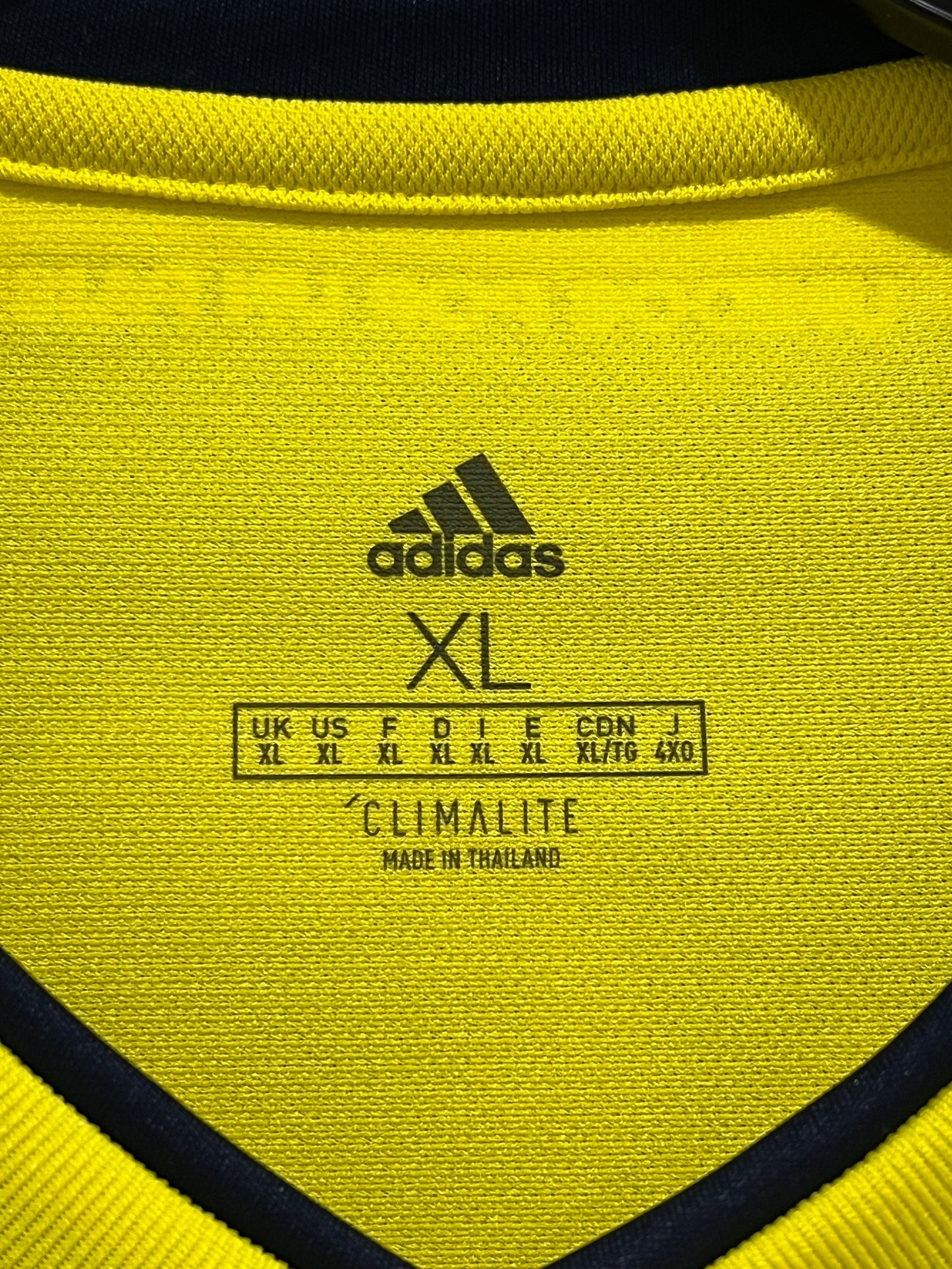 Colombia 2018-19 Home - XL - CW1526