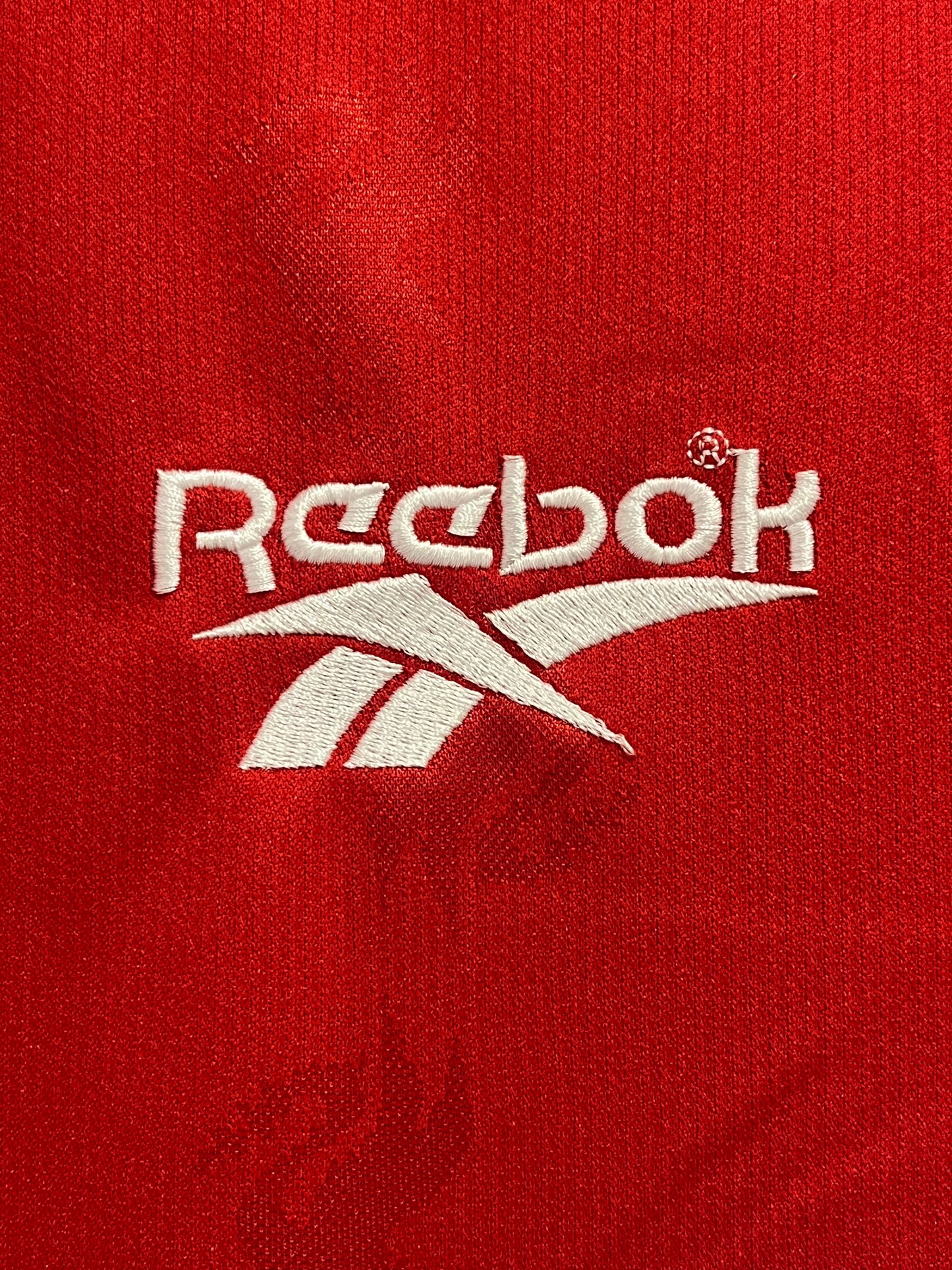 Liverpool 1996-98 Home - L - 961733